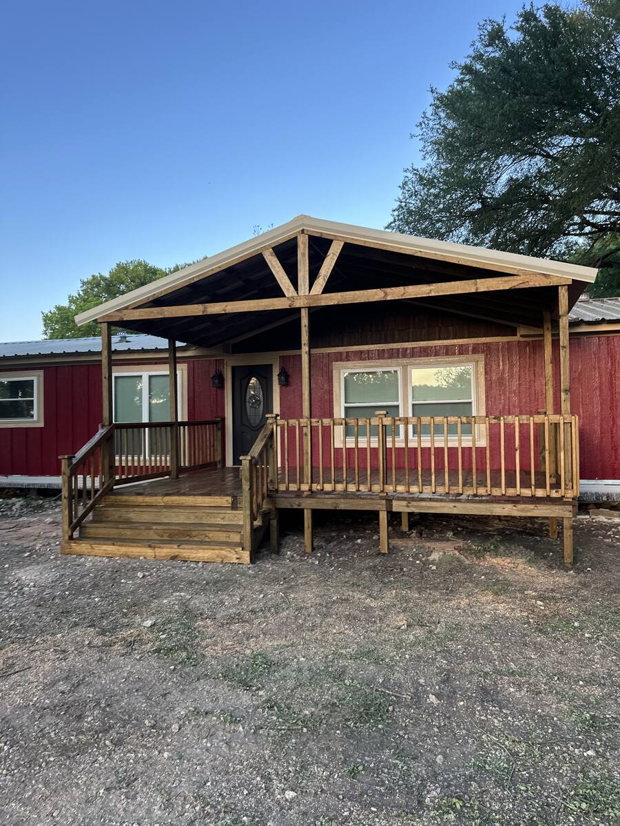 Backyard pergola structure