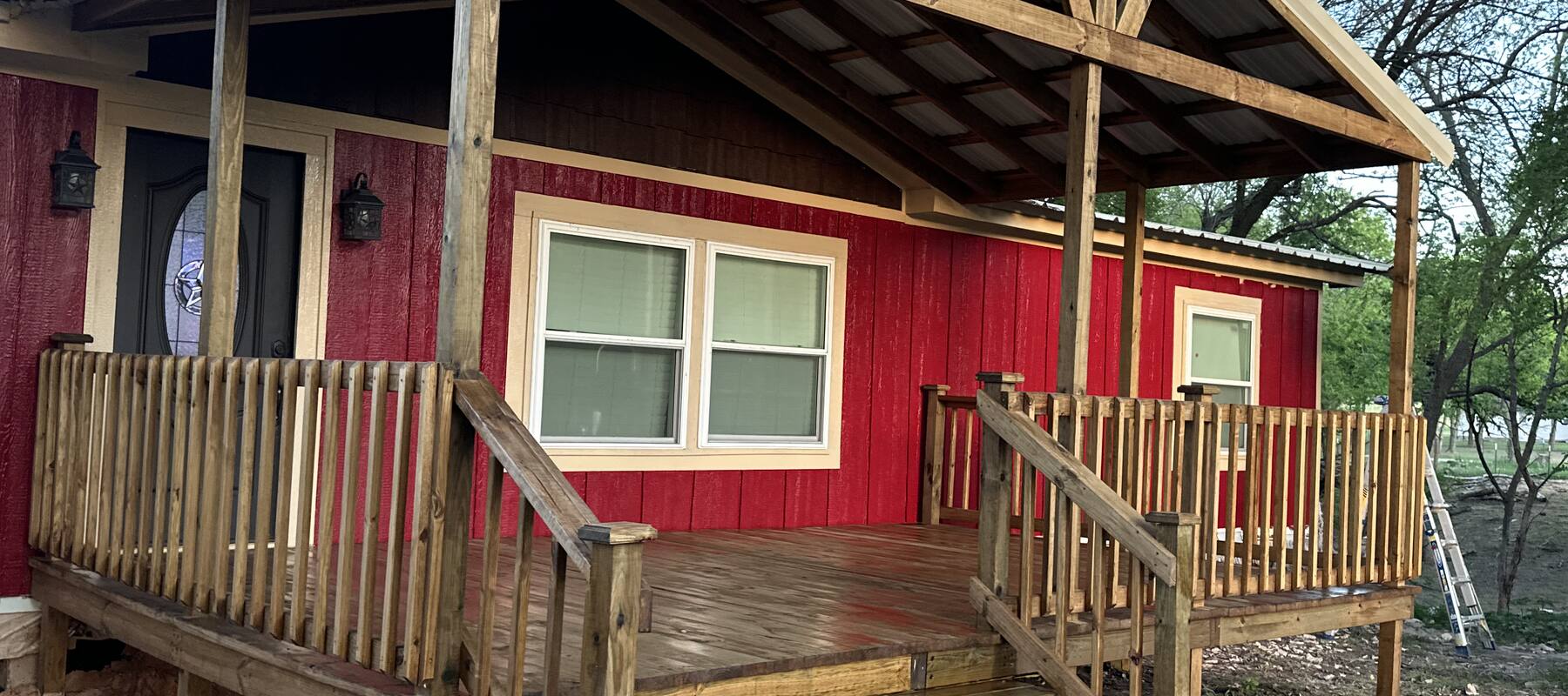 Luxury covered enjoyment deck by Lavell Decks